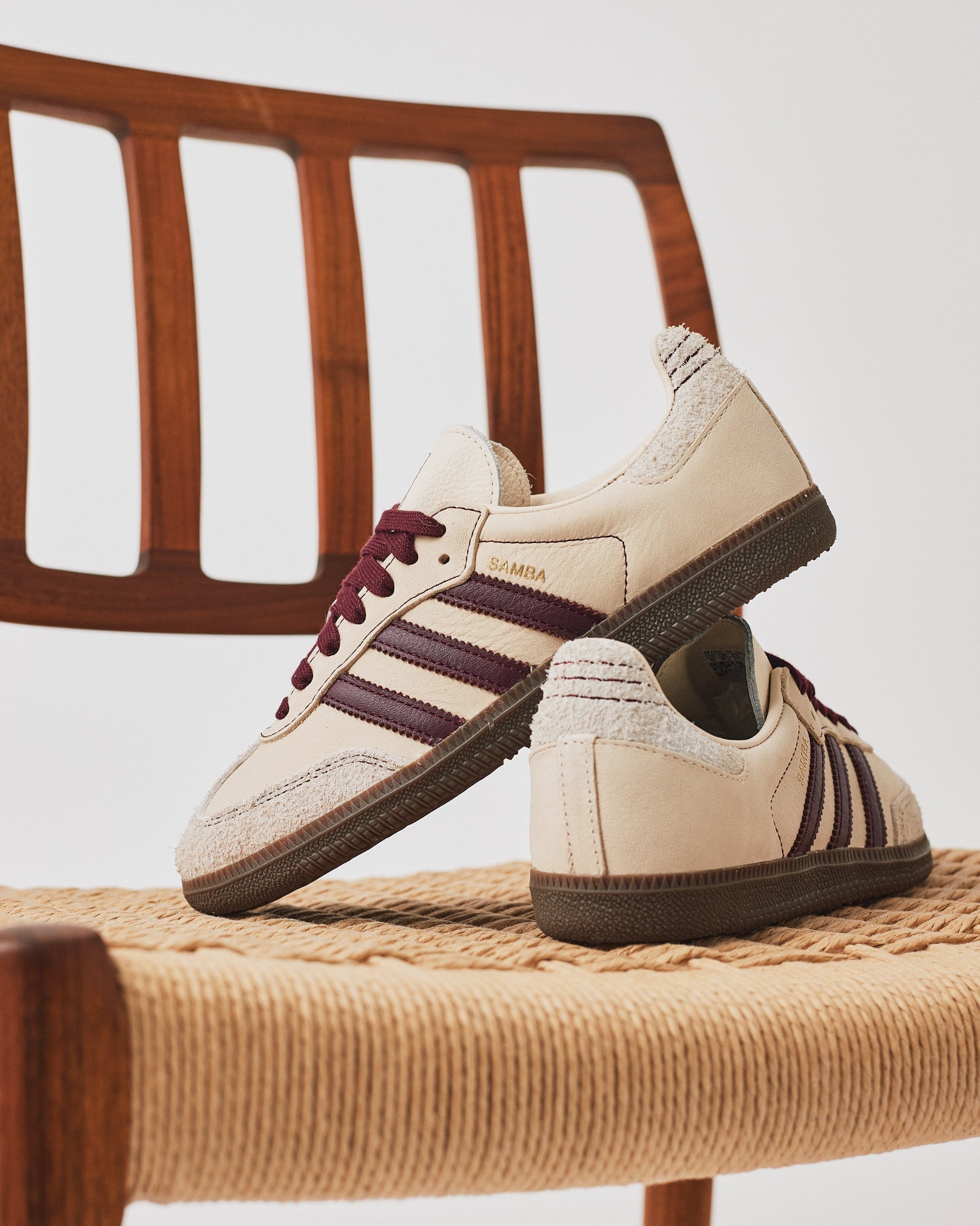 Adidas Samba OG Wonder White Maroon