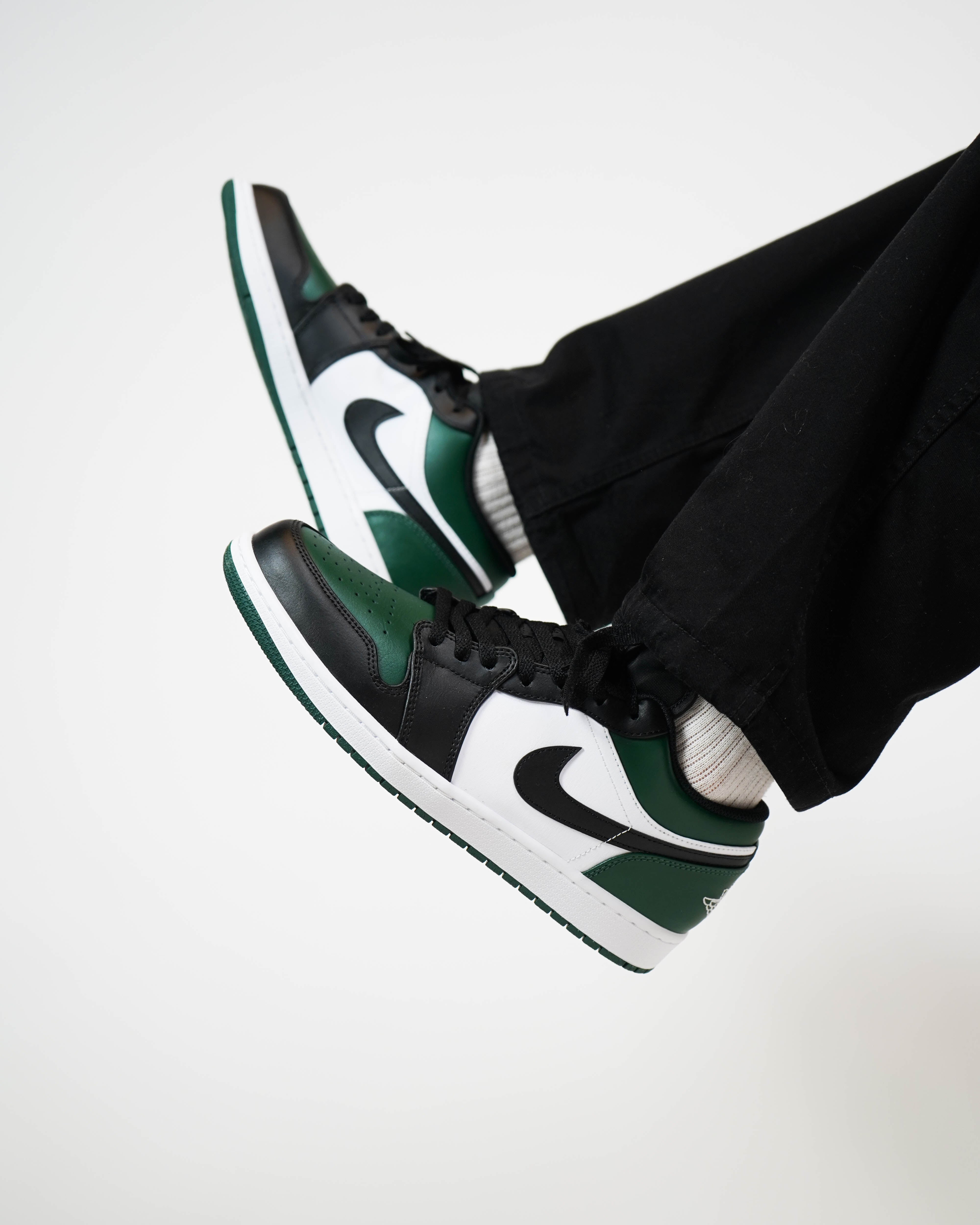 Air Jordan 1 Low Green Toe