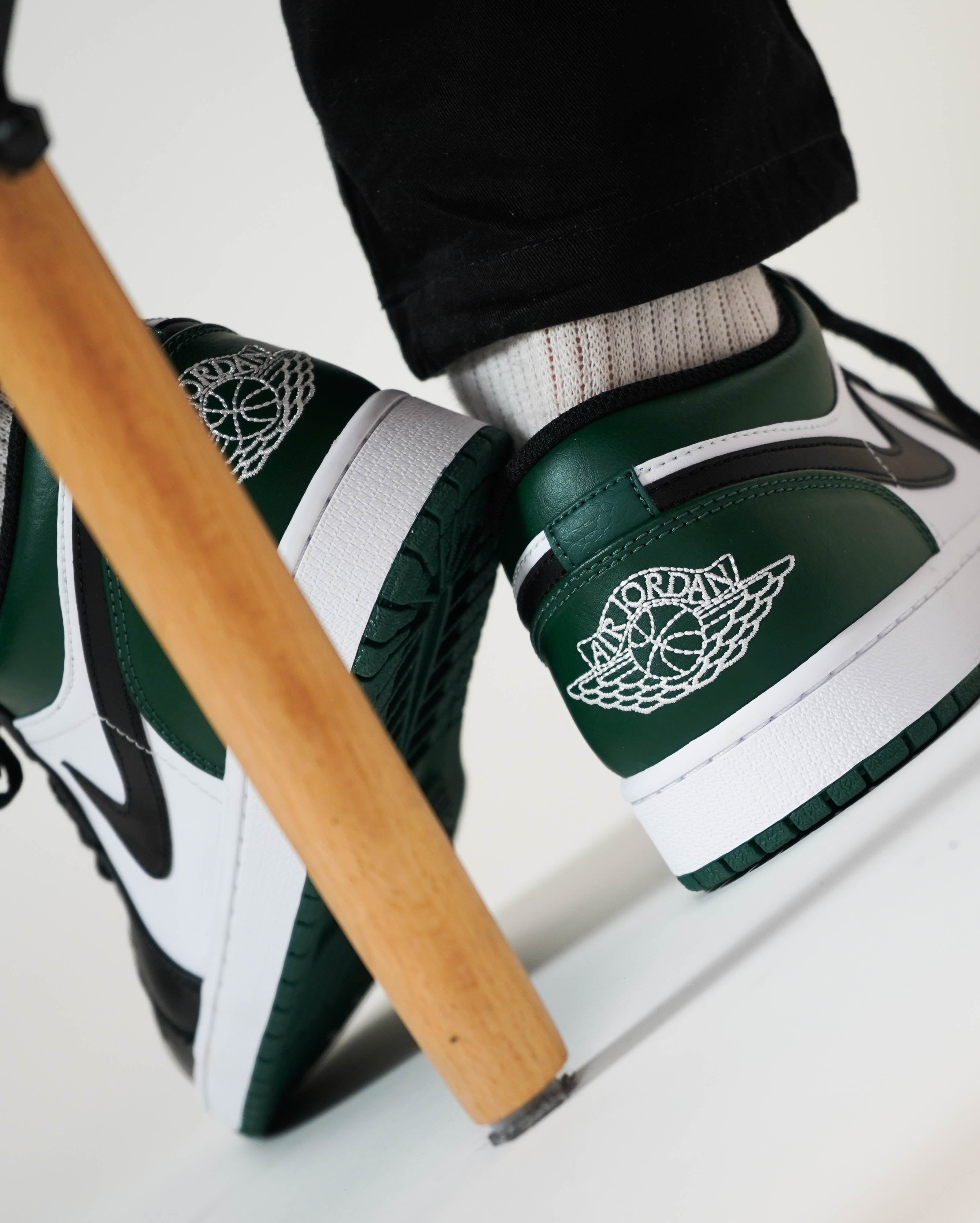 Air Jordan 1 Low Green Toe