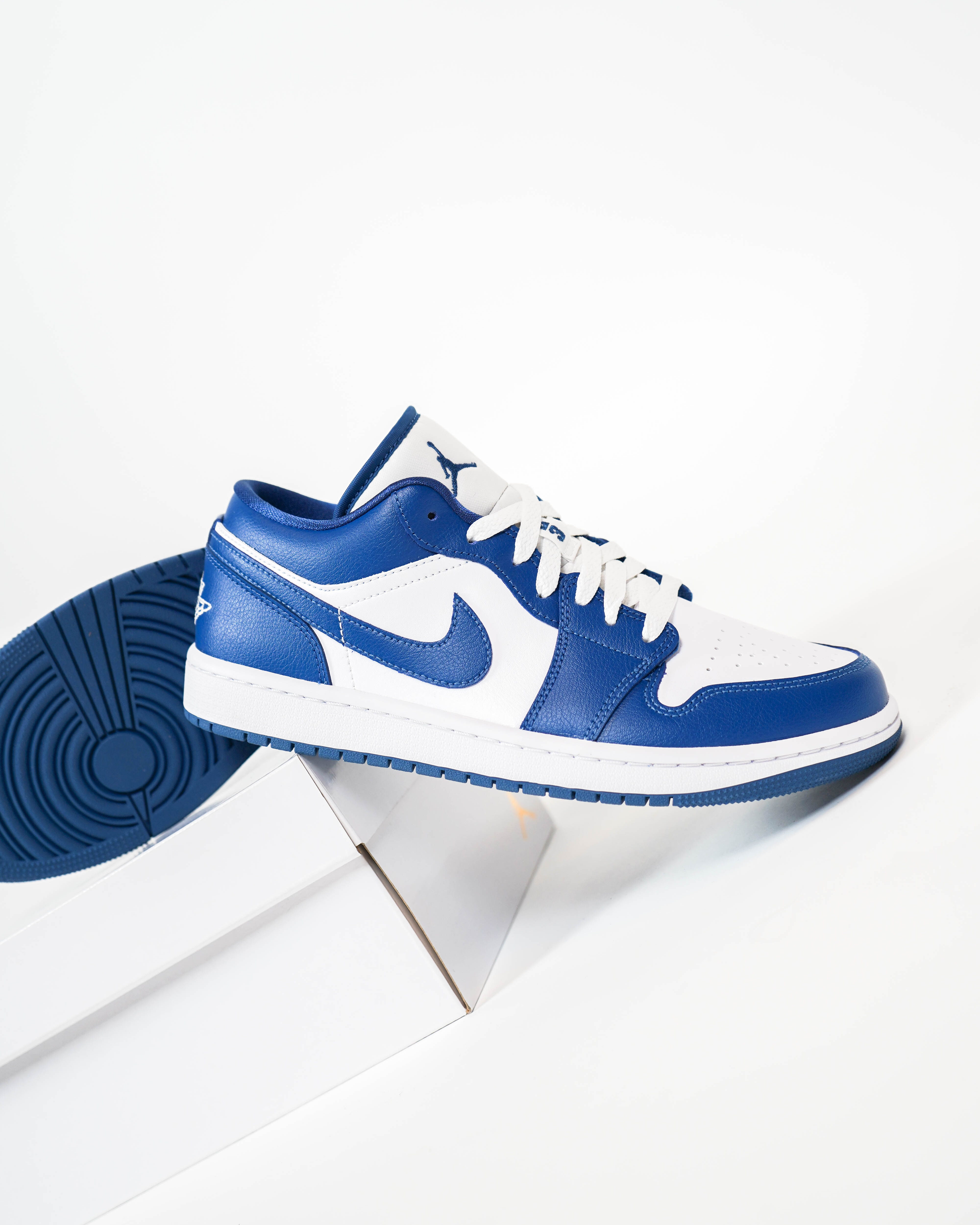 Air Jordan 1 Low Marina Blue