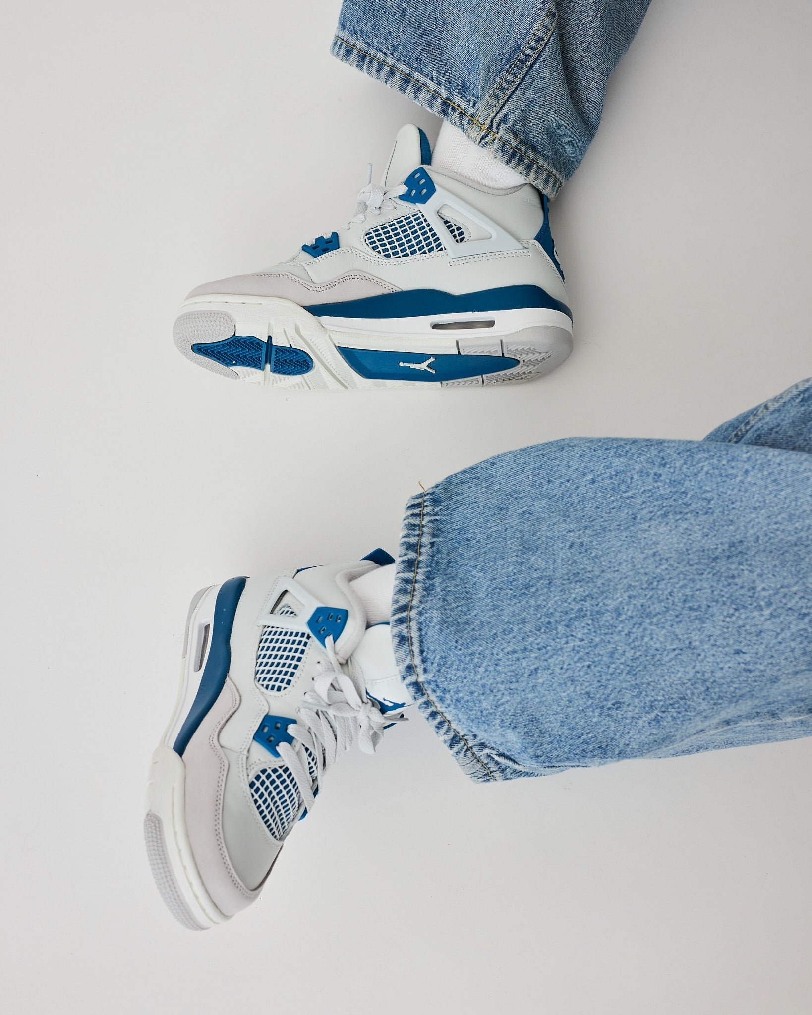 Jordan 4 Retro Military Blue