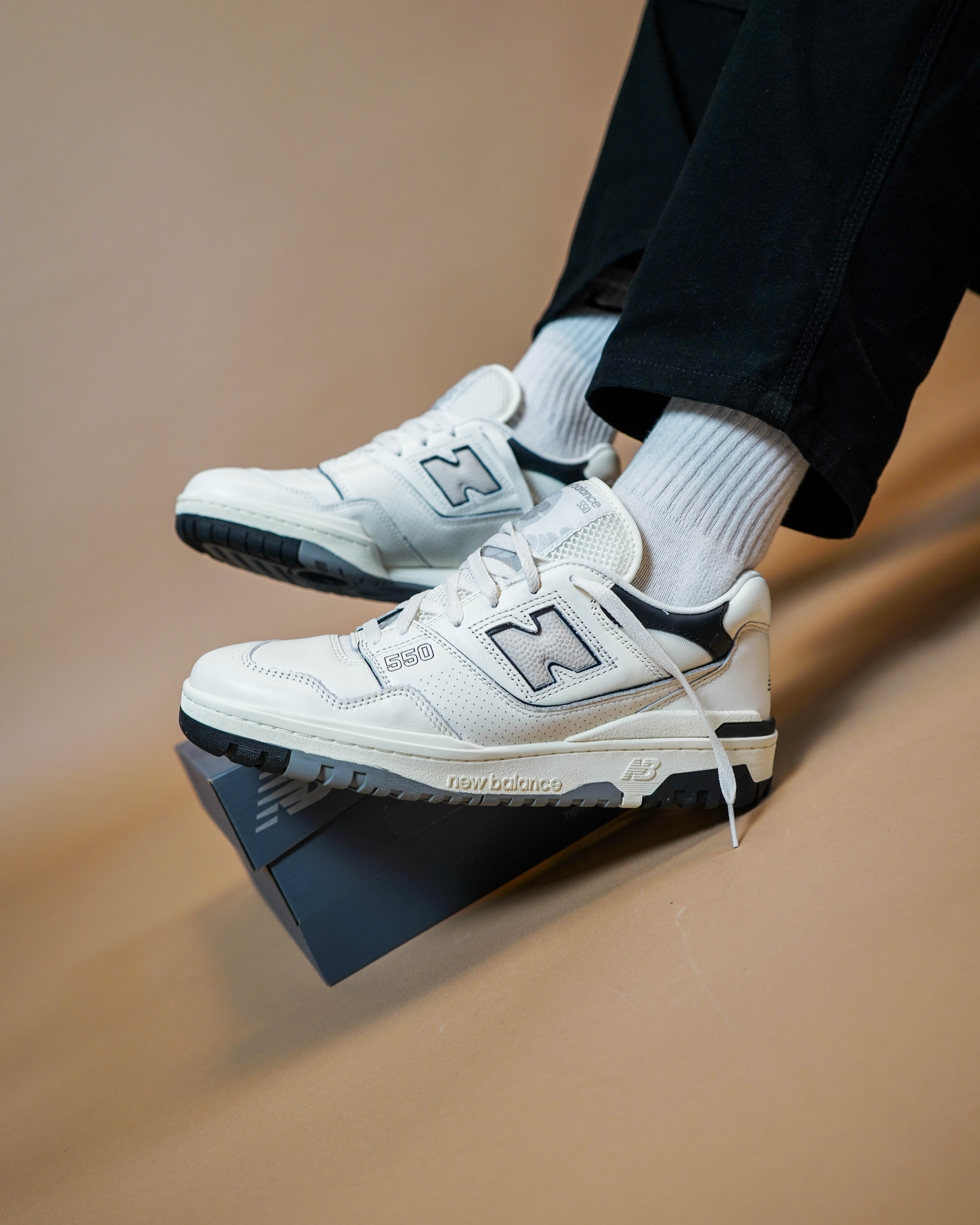 New Balance 550 Cream Black