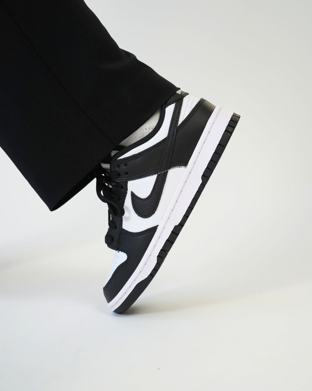 Nike Dunk Low Black White Panda