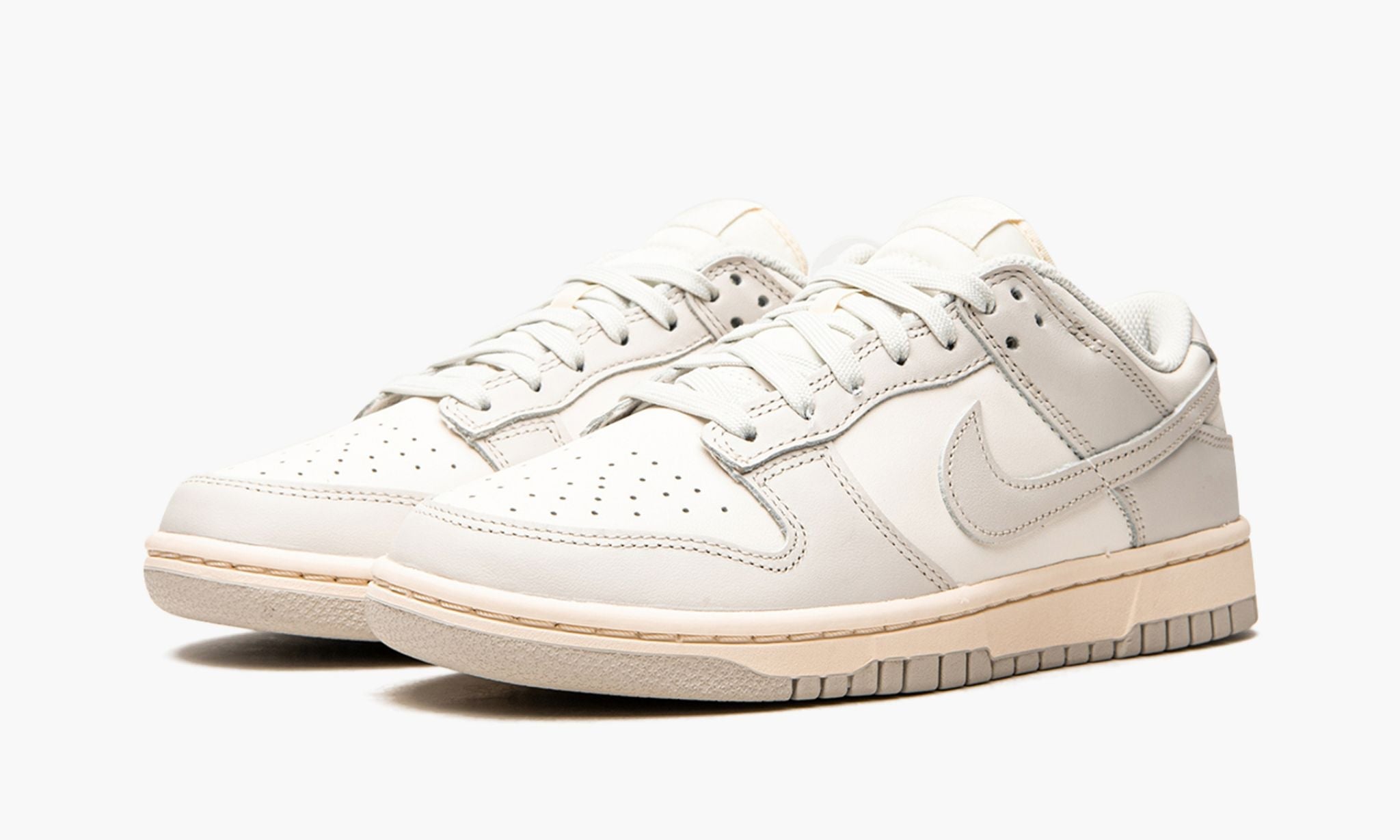 Nike Dunk Low Light Bone