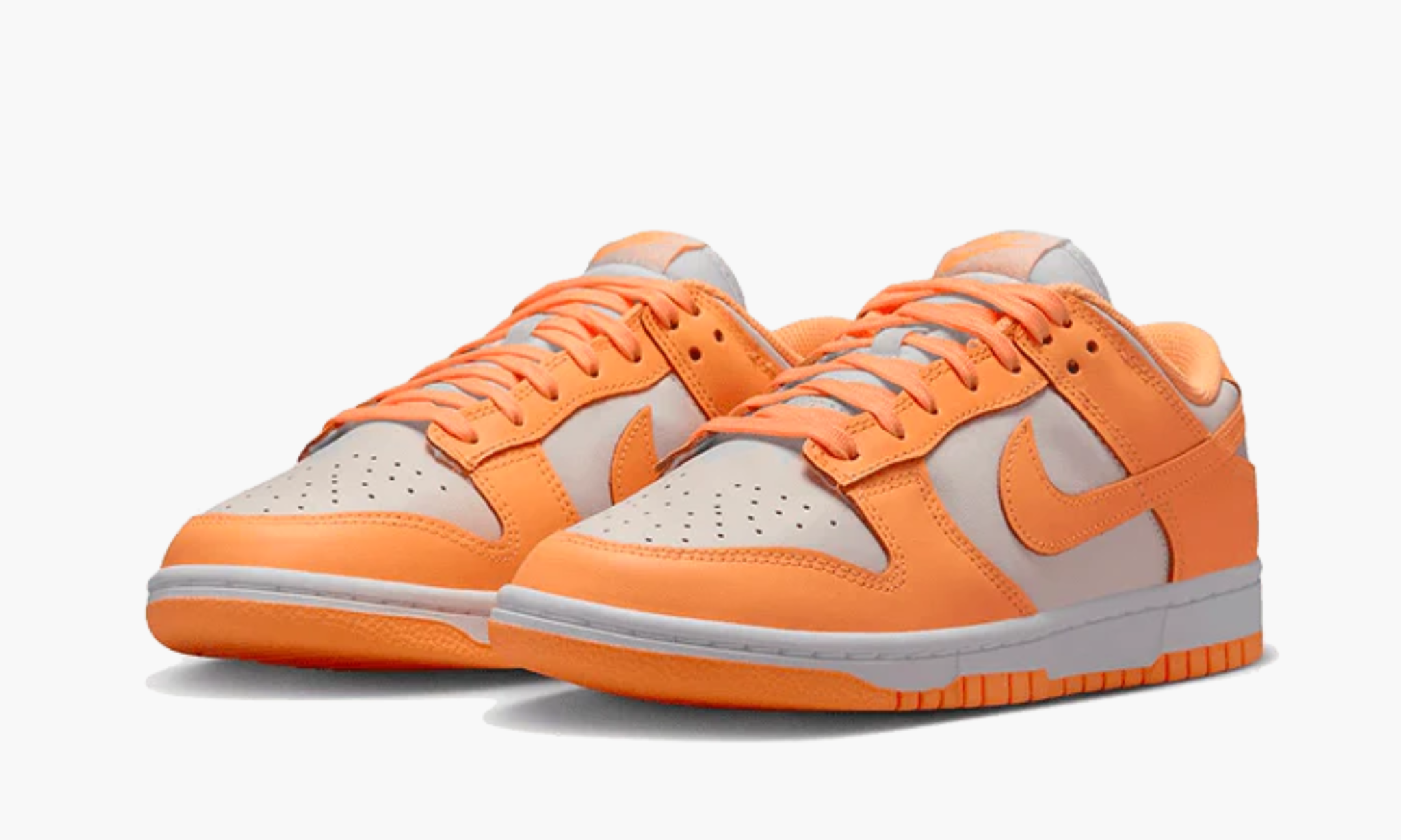 Nike Dunk Low Peach Cream