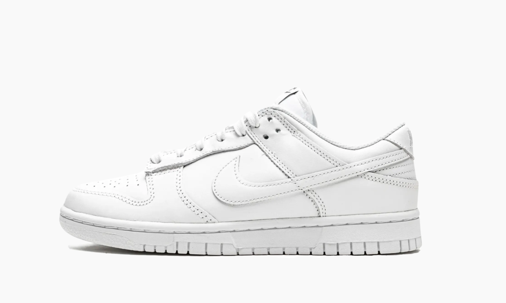 Nike Dunk Low Triple White