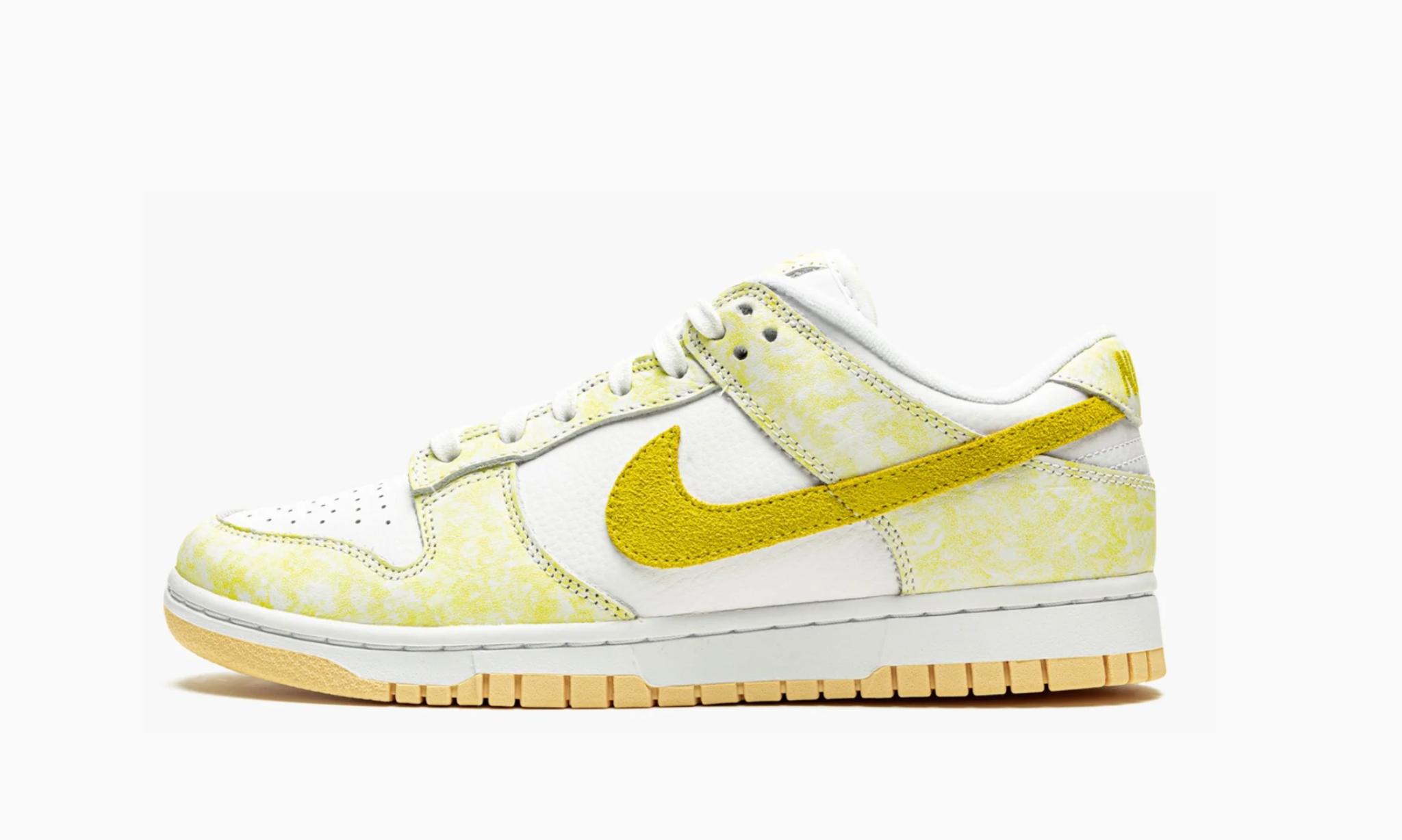 Nike Dunk Low Yellow Strike