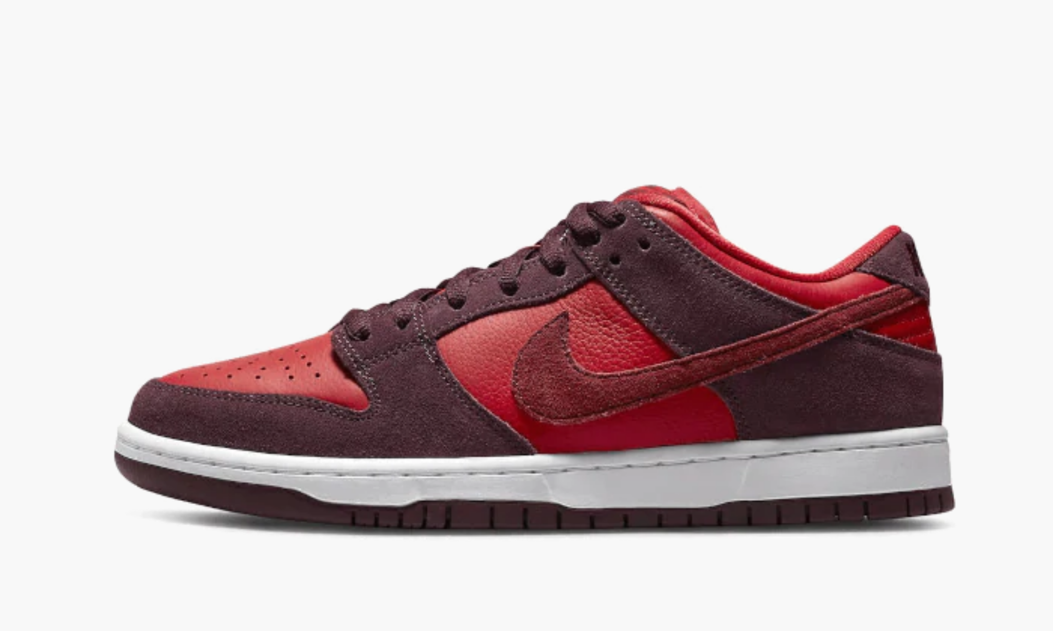 Nike SB Dunk Low Cherry