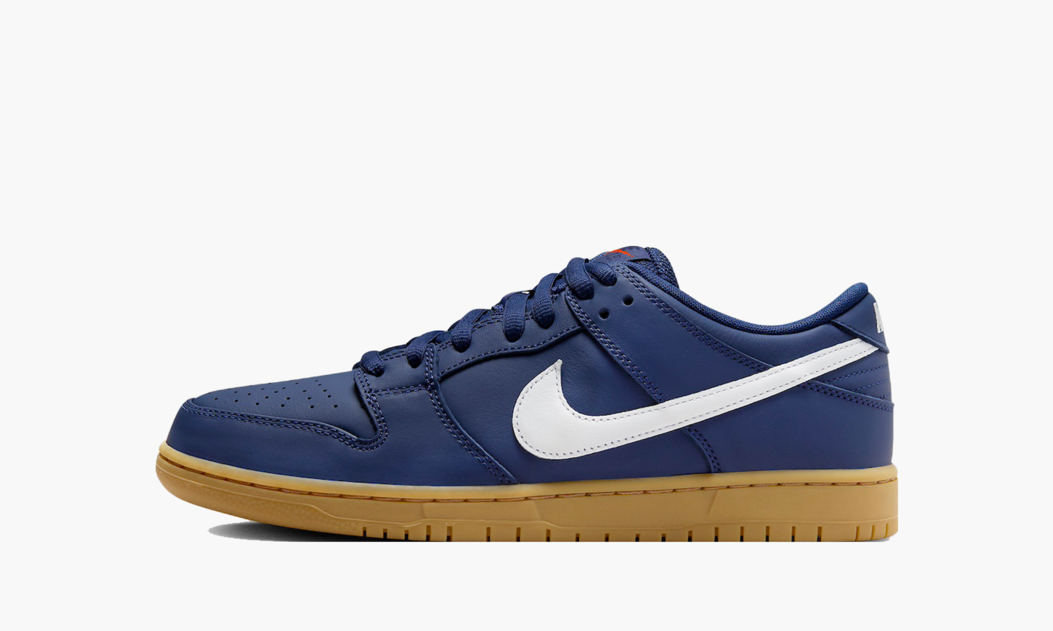 Nike SB Dunk Low Navy Gum