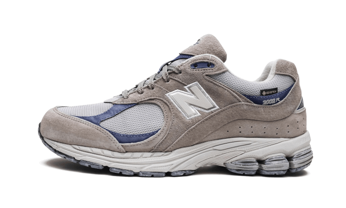 New Balance 2002R Gore-Tex Light Grey