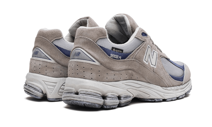 New Balance 2002R Gore-Tex Light Grey