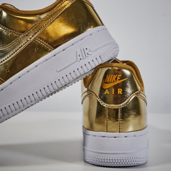 Nike Air Force 1 Low Metallic Gold